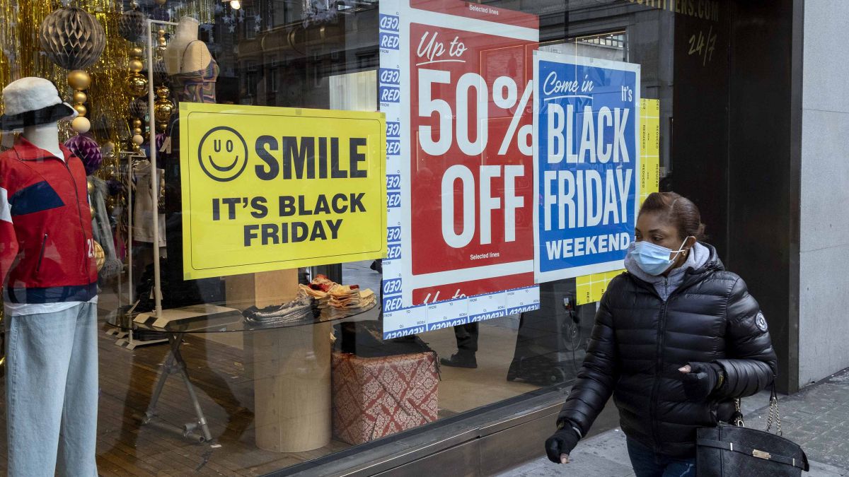 Are the banks open on Black Friday 2022?